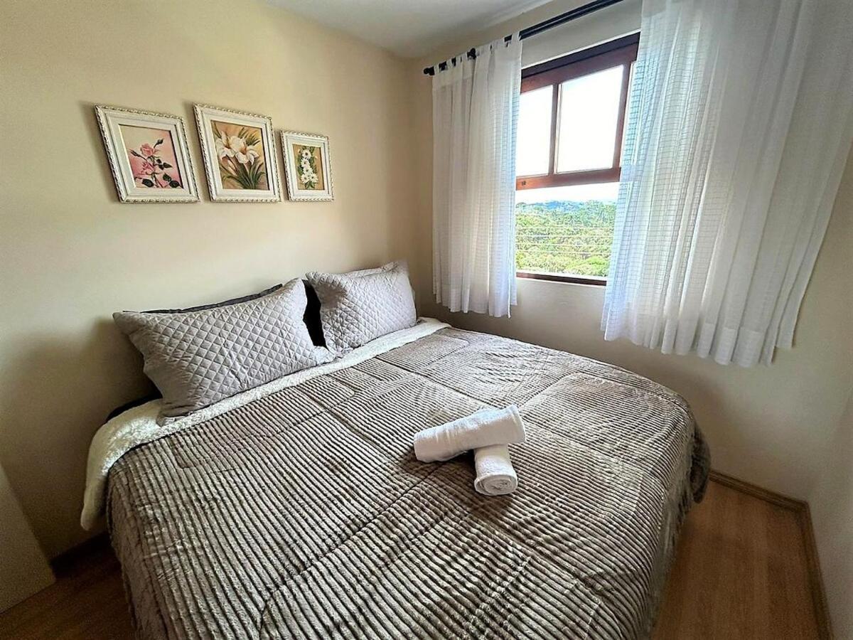 Ape 2 Qts - - Alto Da Boa Vista - Varanda Com Vista Panoramica - Inteiro Apartamento Campos do Jordão